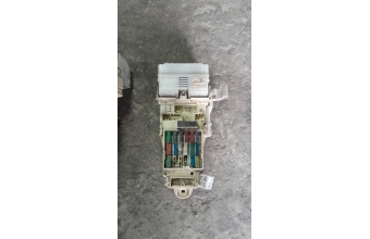 Mazda 626 role sigorta tablası