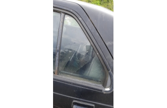 mazda 929 çıkma arka kelebek cam