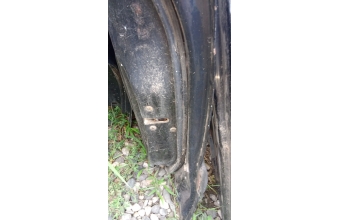 Mazda 929 sağ ön kapı kilidi