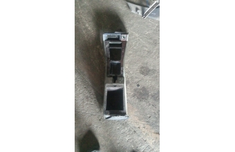 Mazda 929 vites konsulu