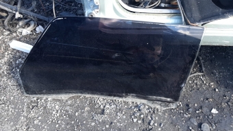 mazda e2200 çıkma sol ön kapı camı