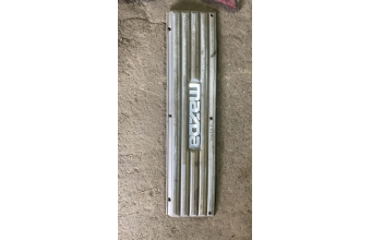 Mazda E2200 ön panjur