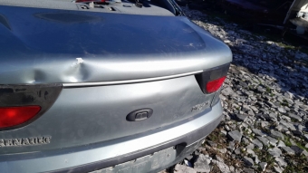 Megane 1 bagaj kapağı orjinal parça