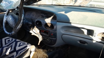 Megane 1 torpido orjinal parça