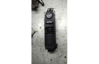 Mercedes Benz Sprinter 2500 - 3500 - Volkswagen Crafter (06-17) Cam Açma Düğmesi