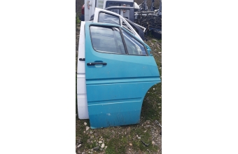 mercedes sprinter 308 çıkma sağ ön kapı