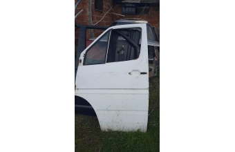 mercedes sprinter 308 çıkma sol ön kapı