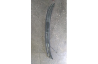 mitsubishi carisma çıkma cam önü ızgarası