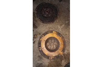 Mitsubishi karizma 1.6 16v manuel volant