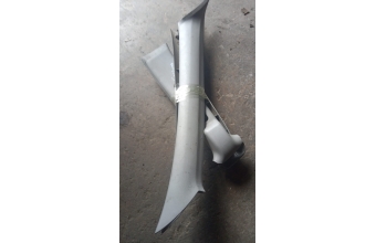 Mitsubishi karizma ön cam iç direk plastikleri