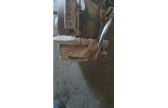 Mitsubishi karizma sol arka fren kaliper