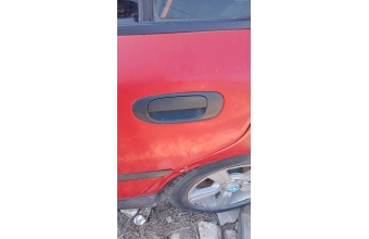 Mitsubishi karizma sol arka kapı kolu dis