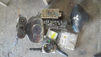 Mitsubishi l200 2010 2.5 beyin set