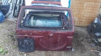 Mitsubishi pajero bagaj kapagı