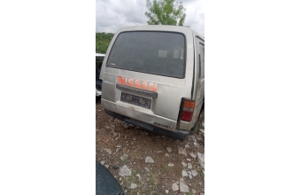 Nissan urvan bagaj kapagi