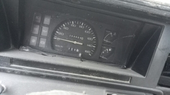 Nissan urvan km saati