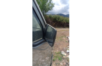 Nissan urvan sağ ayna