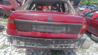 Opel Astra f bagaj kapağı orjinal parça