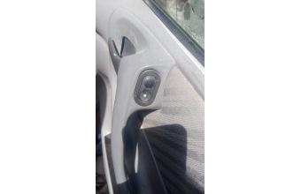 Opel Astra g sağ ön cam düğmesi orjinal parça