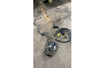 Opel Astra G sağ ön kapı kilidi ve kapı tesisatı