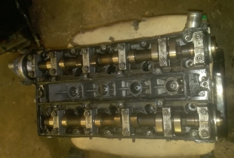 opel calibra 2.0 16v 156 beygir kırmızı beygir çıkma silindir kapağı