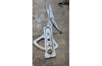 Opel combo B sağ ön cam kirikosu