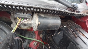 Opel combo c ön cam silgec motoru