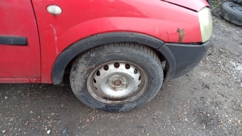 Opel combo c sağ ön dodik
