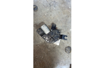 Opel corsa D arka silecek motoru