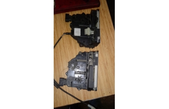 opel corsa d çıkma sağ ön kilit