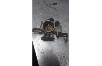 Opel frontena b 2.2 16v gaz kelebeği
