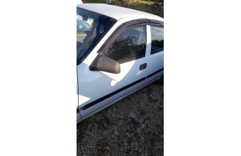 Opel vectra a sol ön kapı 10bin