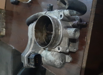 opel zafira 1.8 16v çıkma gaz kelebeği