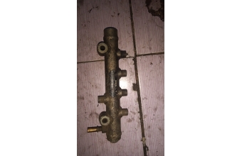 Pejo 206 1.4 HDI enjektor rampası