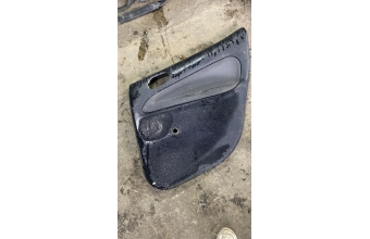 Pejo 206 sağ arka kapı döşemesi