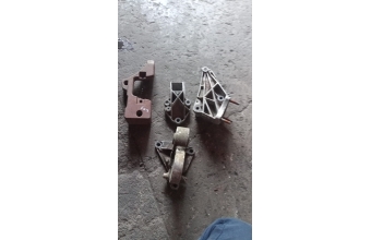 Pejo 405 motor kulak braketleri