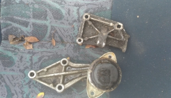 peugeot 106 1.4 çıkma motor üst kulağı