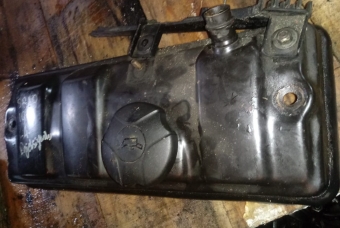 peugeot 106 1.4 vts çıkma külbütör kapağı