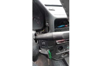 Peugeot 106 silecek kolu