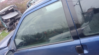 Peugeot 106 sol kapı camı