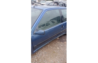 Peugeot 106 sol ön kapı