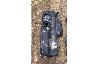 Peugeot 106 yakıt deposu 5bin