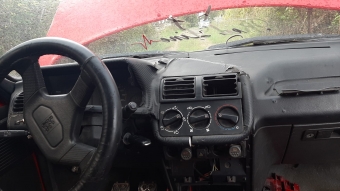 peugeot 205 1.4 benzinli çıkma göğüslük torpido