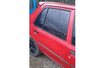 peugeot 205 1.4 benzinli çıkma sağ arka kapı