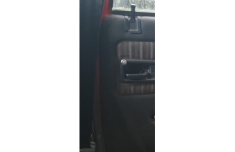 peugeot 205 1.4 benzinli çıkma sağ arka kapı menteşesi