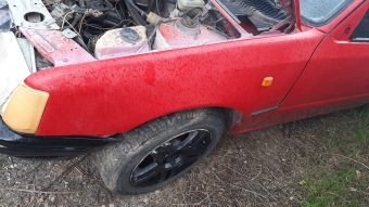 peugeot 205 1.4 benzinli çıkma sol ön çamurluk