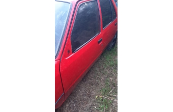 peugeot 205 1.4 benzinli çıkma sol ön dolu kapı