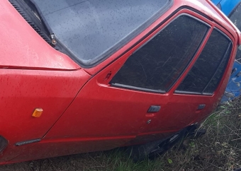peugeot 205 1.4 benzinli çıkma sol takım kapı