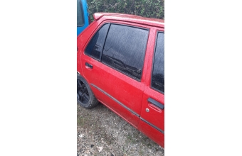 peugeot 205 çıkma sağ arka dolu kapı