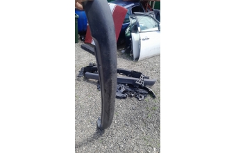 Peugeot 206 arka tampon bandı